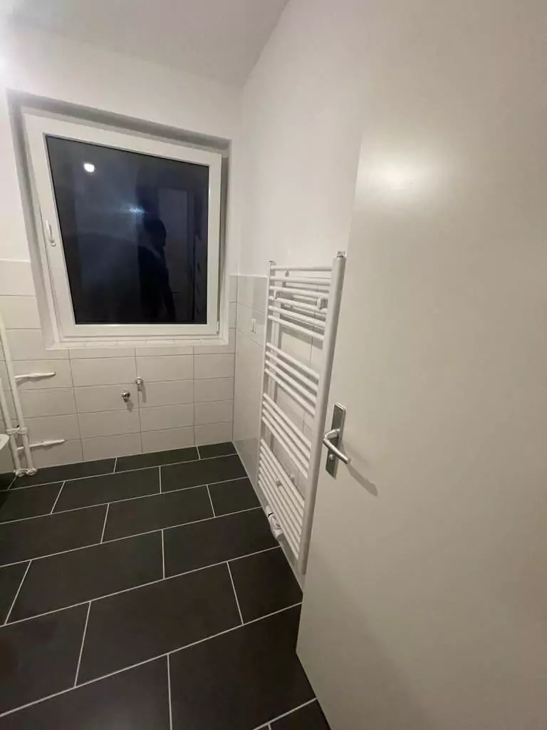 Beschreibung:EntdeckenSiewichtigeEinblickeindenWohnungsbauinDeutschland,vondenregulatorischenStandardsbishinzu bewährtenVerfahren.ErfahrenSiewieSiesowohlSEOalsauchBarrierefreiheitoptimierenkönnen,umIhreOnline-PräsenzzuverbessernundeinbreiteresPublikumzureichen.Einführung:DerWohnungsbauinDeutschlanderforderteinumfassendesVerständnisderlokalenVorschriftenundBranchenstandards.DieserLeitfadenbeleuchtetdieFeinheitendesProzessesundbetontdieBedeutungderOptimierungvonSEOundBarrierefreiheitfüreineverbesserteOnline-SichtbarkeitundInklusivität.1.VerständnisregulatorischerStandards:-ErforschenSiediestrengenregulatorischenAnforderungendiedenWohnungsbauinDeutschlandregeln,einschließlichBauvorschriften,UmweltvorschriftenundSicherheitsprotokollen.-HebendieBedeutungderEinhaltungdieserStandardshervorumdieCompliancesicherzustellenundrechtlicheRisikenzu minimieren.