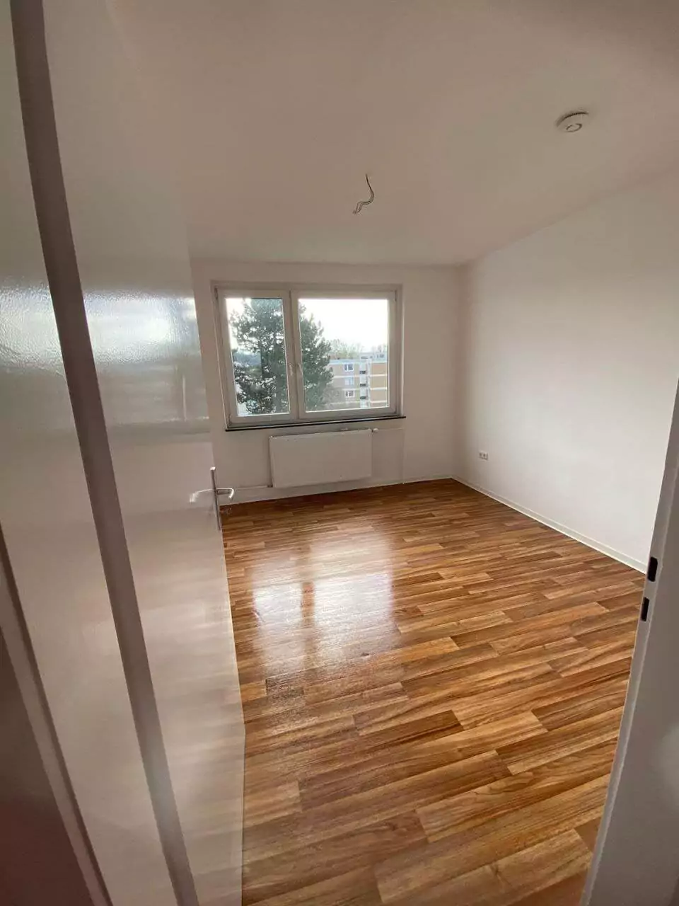 Beschreibung:EntdeckenSiewichtigeEinblickeindenWohnungsbauinDeutschland,vondenregulatorischenStandardsbishinzu bewährtenVerfahren.ErfahrenSiewieSiesowohlSEOalsauchBarrierefreiheitoptimierenkönnen,umIhreOnline-PräsenzzuverbessernundeinbreiteresPublikumzureichen.Einführung:DerWohnungsbauinDeutschlanderforderteinumfassendesVerständnisderlokalenVorschriftenundBranchenstandards.DieserLeitfadenbeleuchtetdieFeinheitendesProzessesundbetontdieBedeutungderOptimierungvonSEOundBarrierefreiheitfüreineverbesserteOnline-SichtbarkeitundInklusivität.1.VerständnisregulatorischerStandards:-ErforschenSiediestrengenregulatorischenAnforderungendiedenWohnungsbauinDeutschlandregeln,einschließlichBauvorschriften,UmweltvorschriftenundSicherheitsprotokollen.-HebendieBedeutungderEinhaltungdieserStandardshervorumdieCompliancesicherzustellenundrechtlicheRisikenzu minimieren.